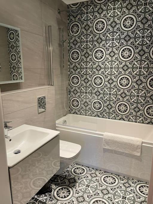 Boutique Luxury Apartment, High St, Henley-In-Arden Zewnętrze zdjęcie